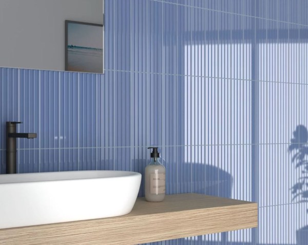 product2/equipe/costanova/equipecostanovaprayababybluegloss1