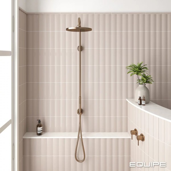 product2/equipe/vibe/equipevibeouttaupeglossy1
